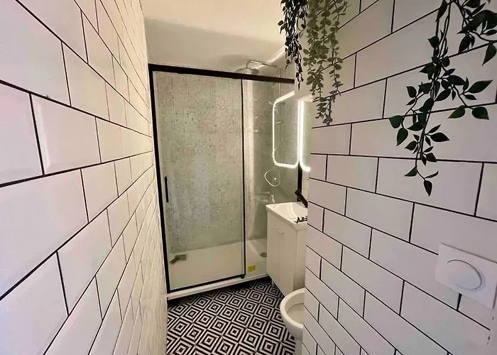 Apartment Mini Loft Avec Jacuzzi & Piscine - Cap D'agde Agde